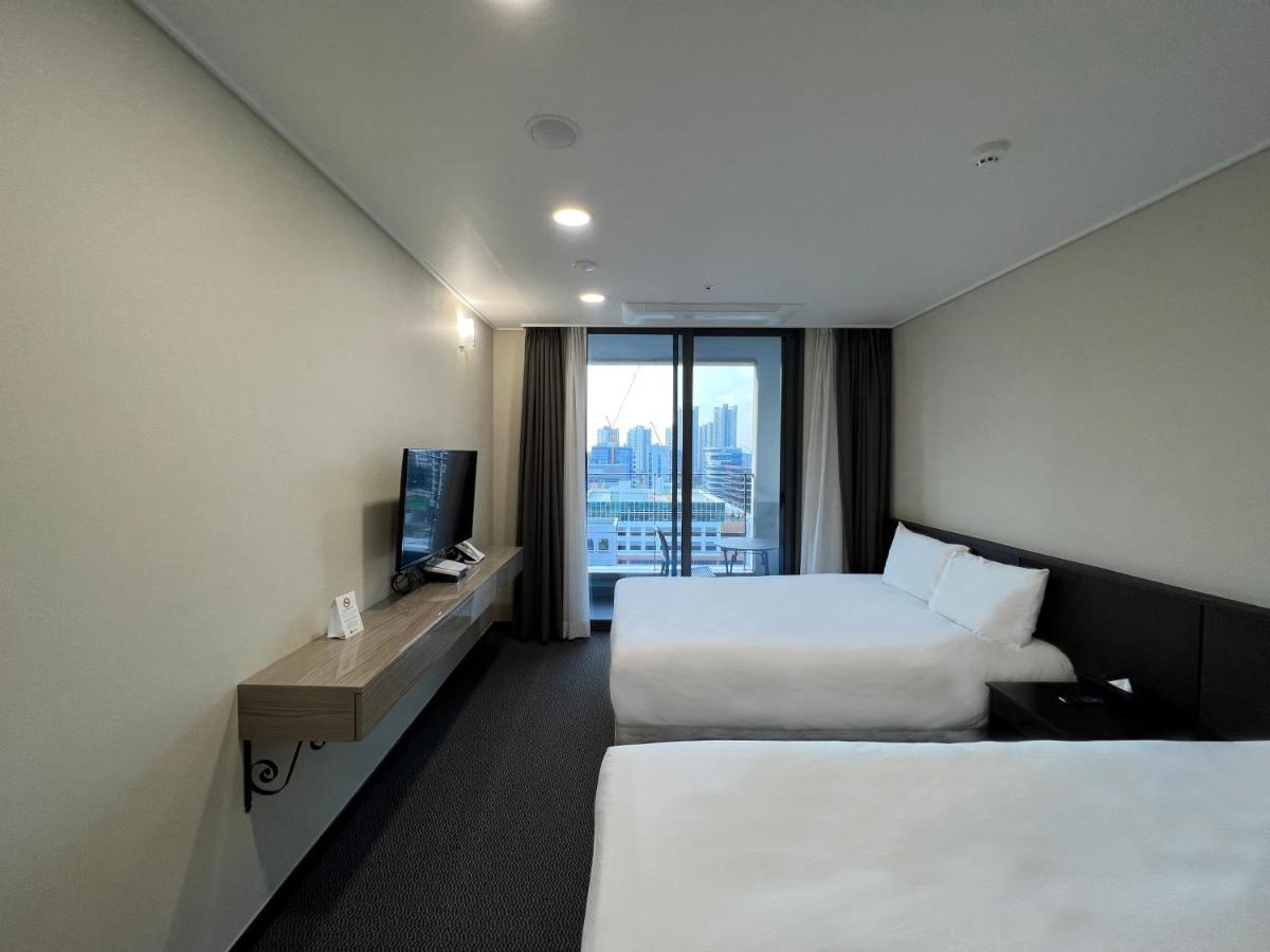 Incheon Rivieraverium Hotel Eksteriør billede